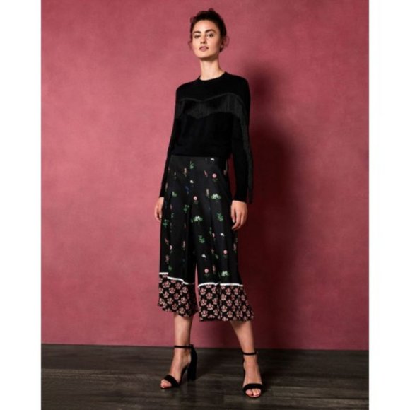 Ted Baker Aniebal Fringe Knit Sweater Black Size TED 2/ US 6 - Picture 2 of 7